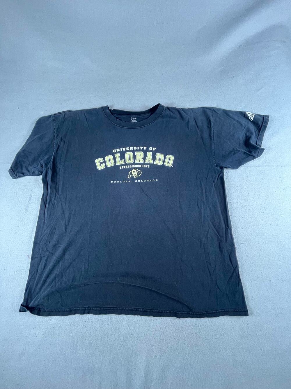 Vintage University of Colorado Boulder Buffaloes T-Shirt Men XL adidas Black Tee